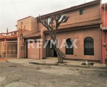 Casa en venta Alamos de San Lorenzo, 3 recámaras, $2,395,000