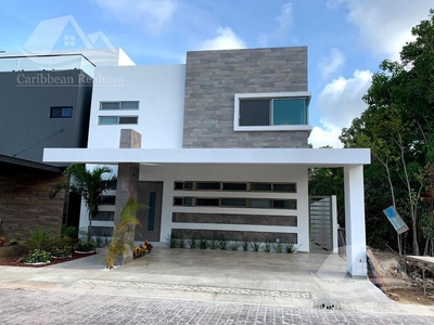Casa en Venta en Aqua Cancun / Codigo: N-TCS5643