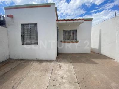 VENTA DE CASA EN SECTOR AEROPUERTO