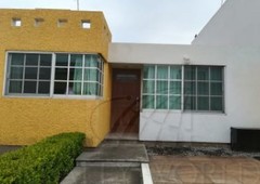 casas en venta en cacalomacán centro