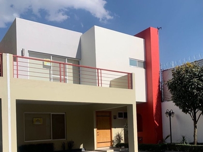 Casa en condominio en renta Fraccionamiento Lomas De La Asunción, Paseo De La Asunción, Llano Grande, Estado De México, México