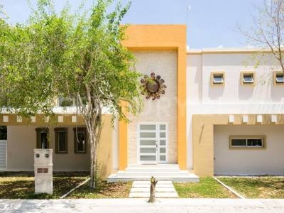 Renta Casa Amueblada 4 Recamarás en Aldea Kiin, Puerto Morelos C3750