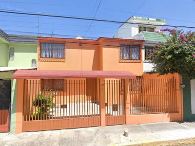 Casa en venta Avenida Ignacio Zaragoza 31, San Martín De Porres, Ecatepec De Morelos, México, 55050, Mex