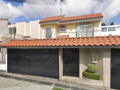 Espectacular Casa En Venta Para Invertir, Aprovecha El Precio Economico - Bernardo Couto 20, Cd. Satélite, 53100 Naucalpan De Juárez, Méx.