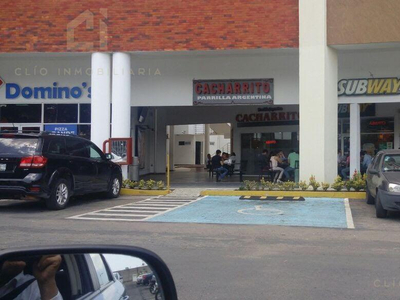 Oficinas En Renta En Veracruz De 262.5m2, Zona Industrial Bruno Pagliai, En 1er Piso De Plaza Comercial Framboyanes