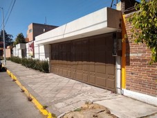 CASA EN VENTA DE UN NIVEL EN CLUB DE GOLF SAN CARLOS METEPEC