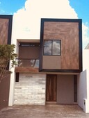 doomos. townhouse a la venta en privada.