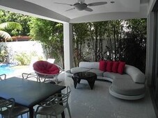 doomos. venta de lujosa casa en residencial villa magna cancún