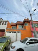 en venta, lujosa casa ubicada en churubusco - 5 baños - 226 m2