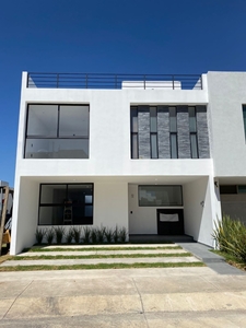 Casa En Venta Punto Sur Nueva