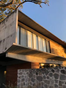 Hermosa Casa De Estilo Contemporáneo En Cuernavaca