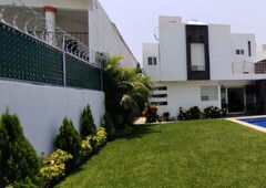 140 m casa minimalista amueblada, preciosa propiedad con alberca