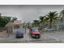 3 cuartos, 110 m casa en venta en fracc. las calandras mx19-gj8128