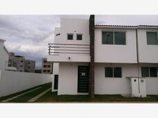 3 cuartos, 140 m casa en venta en centro cocoyoc mx18-ed9445