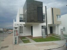 3 cuartos, 150 m casa en venta en fraccionamiento villas del sol mx17-de5043
