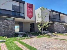 3 cuartos, 200 m baja precio venta de casa de 3 recamaras y cuarto de