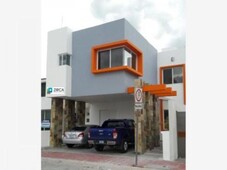 3 cuartos, 210 m casa en venta en residencial trento mx16-cg8393