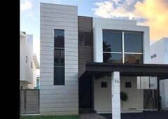 3 cuartos, 267 m renta de casa en residencial cumbres, cancun q roo