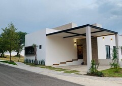 3 cuartos, 302 m casa en venta en irapuato gto. villas de irapuato