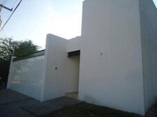 3 cuartos, 320 m casa en venta en villas de irapuato mx15-bg0597