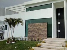 3 cuartos, 400 m casa en venta en fracc lomas de cocoyoc mx18-ea8908
