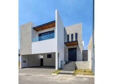 3 cuartos, 414 m casa venta muy amplia y equipada en carolco, monterrey