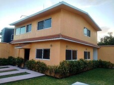 3 cuartos casa en venta en cuautla morelos con alberca en fracc