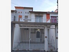 4 cuartos, 110 m casa en venta en colinas del rio mx18-es1190