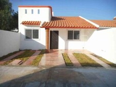 4 cuartos, 136 m casa en venta en res hacienda las trojes mx19-gp8780