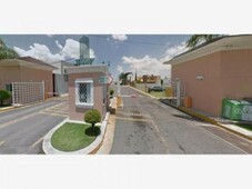 4 cuartos, 200 m casa en venta en res san bernardino la trinidad mx19-fw2890