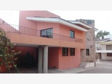 4 cuartos, 233 m casa en venta en villas de irapuato mx19-fx5192