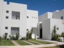 4 cuartos, 260 m casa en venta en provincia cibeles mx19-gs6757