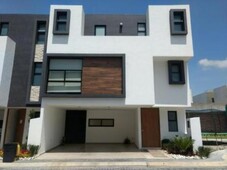 4 cuartos, 279 m casa en venta en junta auxiliar santiago momoxpan mx19-gr2328