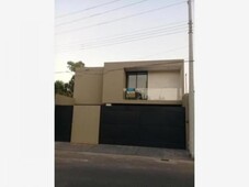 4 cuartos, 300 m casa en venta en villas de irapuato mx19-gk5789