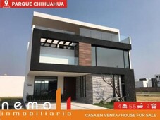 4 cuartos, 338 m casa en venta en parque chihuahua, lomas de angelpolis