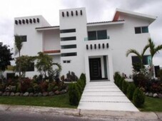 4 cuartos, 460 m casa en venta en fracc lomas de cocoyoc mx19-ft2968