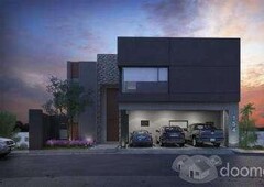 4 cuartos, 550 m casa en venta carretera nacional carolco tercer sector 4