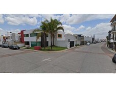 4 cuartos, 86 m casa en senda eterna , mileneo 3 secc, santiago de queretaro