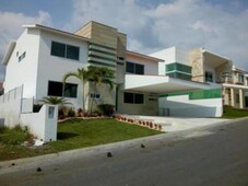 5 cuartos, 455 m casa en venta en fracc lomas de cocoyoc mx18-fi7515