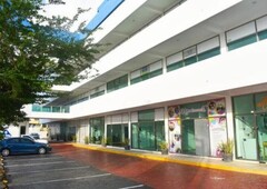 50 m local comercial en renta centro canaima en cancun