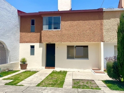 Casa en condominio en renta Los Cedros, Metepec, Estado De México, México