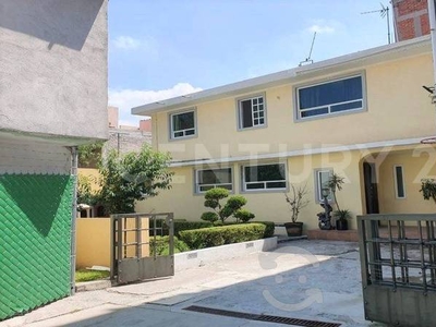 Casa en Venta en Cumbres De Himalaya, Naucalpan...