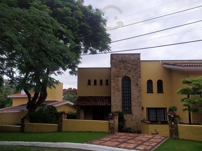 casa en venta estilo mexicano contemporaneo