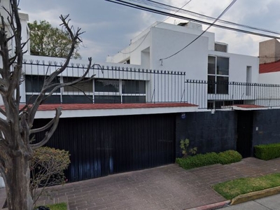 Amplia Casa en Venta en Lomas de Tecamachalco !OPORTUNIDAD UNICA, GÁNALA¡ EMJCVM