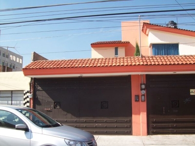 Casa en Renta amplia en colonia San Baltazar Campeche Puebla 3 recamaras