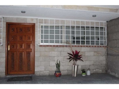 Casa en Renta Semi Amueblada en Colonia La Paz