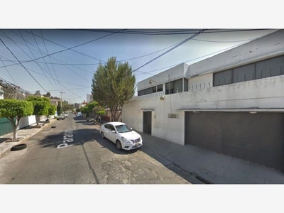 Casa en San Pedro Zacatenco MX20-IR8717