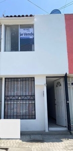 CASA EN VENTA AL SUR DE PUEBLA PROLONGACIÓN 16 DE SEPTIEMBRE