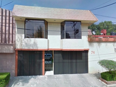 Casa en Venta en Calle Olivos, Jardines de San Mateo, Naucalpan de Juárez, EMT