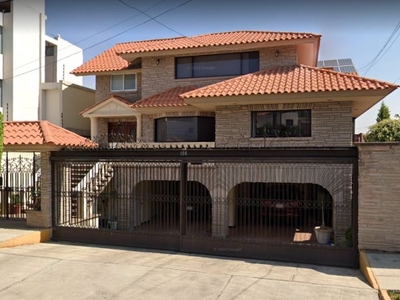 Casa en venta en Ciudad Satélite, Naucalpan de Juárez